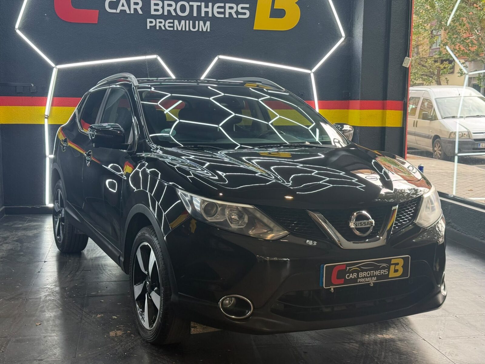 NISSAN QASQHAI Tekna premium