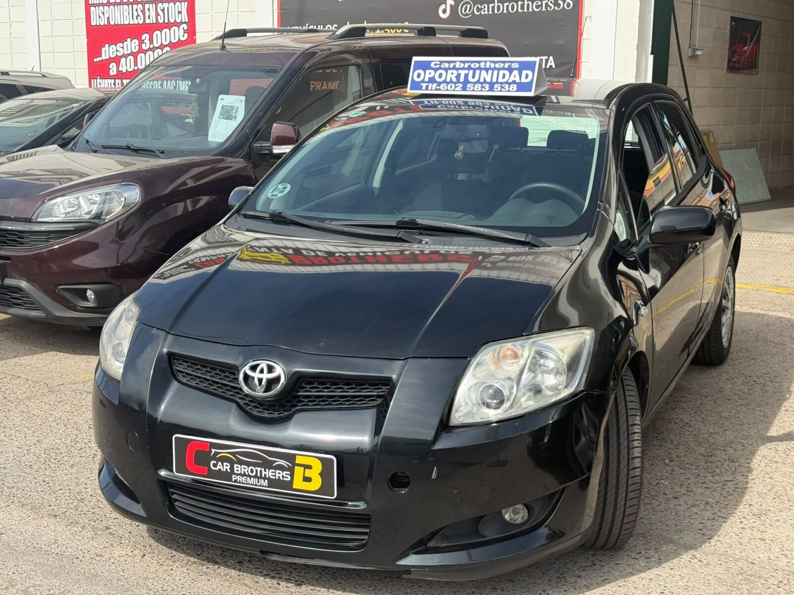 TOYOTA AURIS ACTIVE