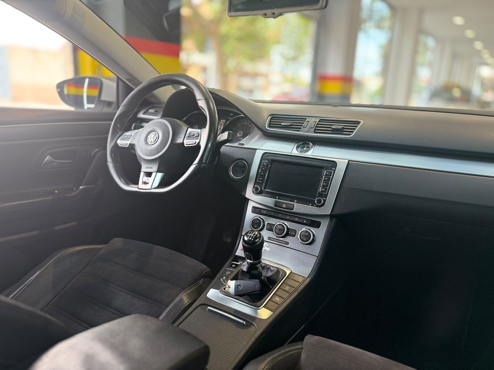 VOLKSWAGEN 2.0 TDI Sport BlueMotion Tech