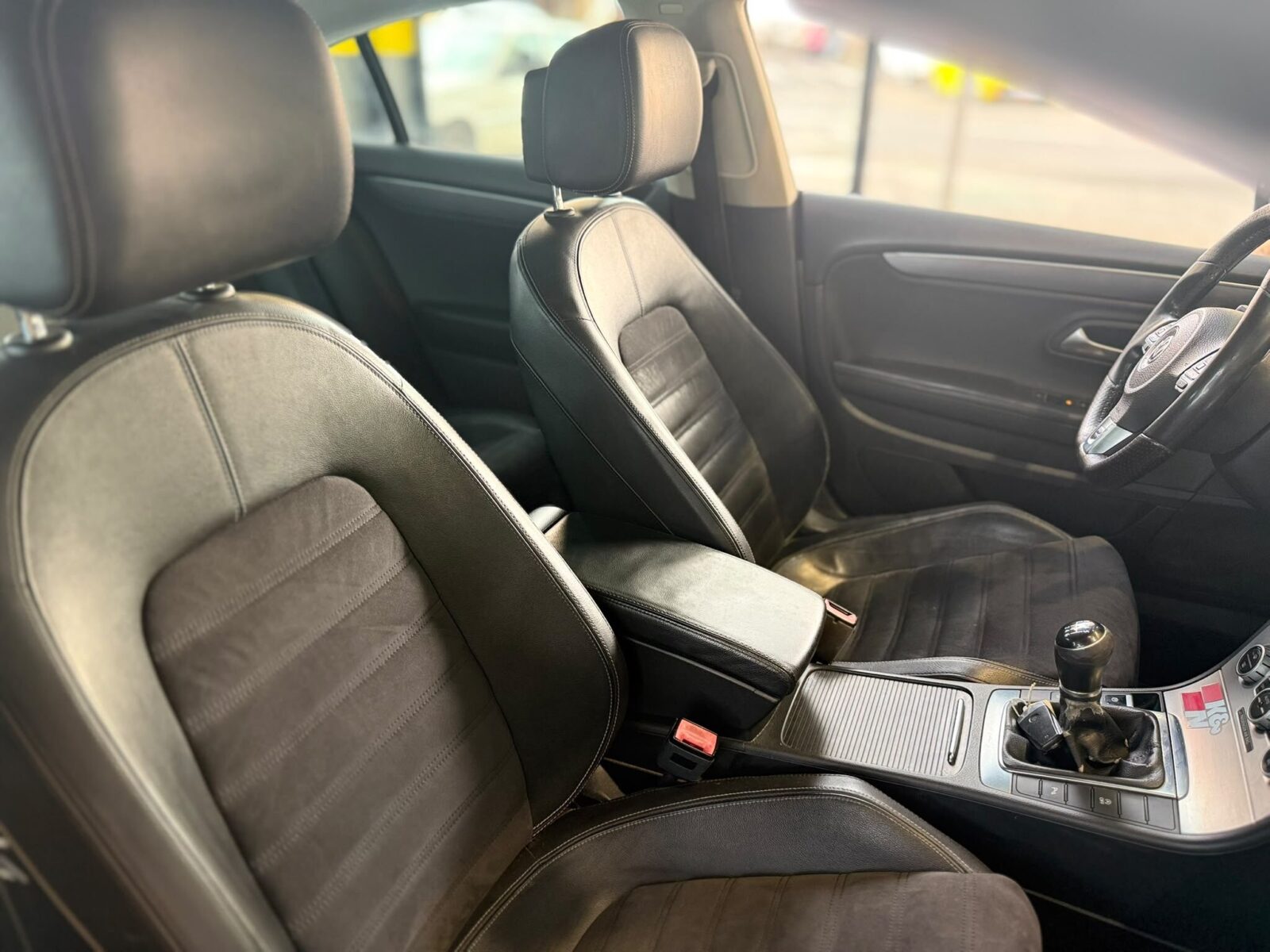 VOLKSWAGEN 2.0 TDI Sport BlueMotion Tech