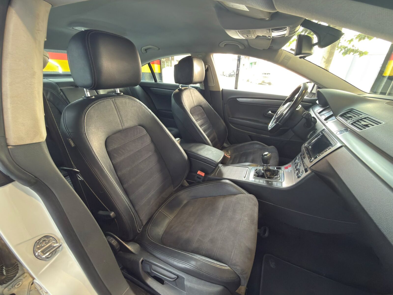 VOLKSWAGEN 2.0 TDI Sport BlueMotion Tech