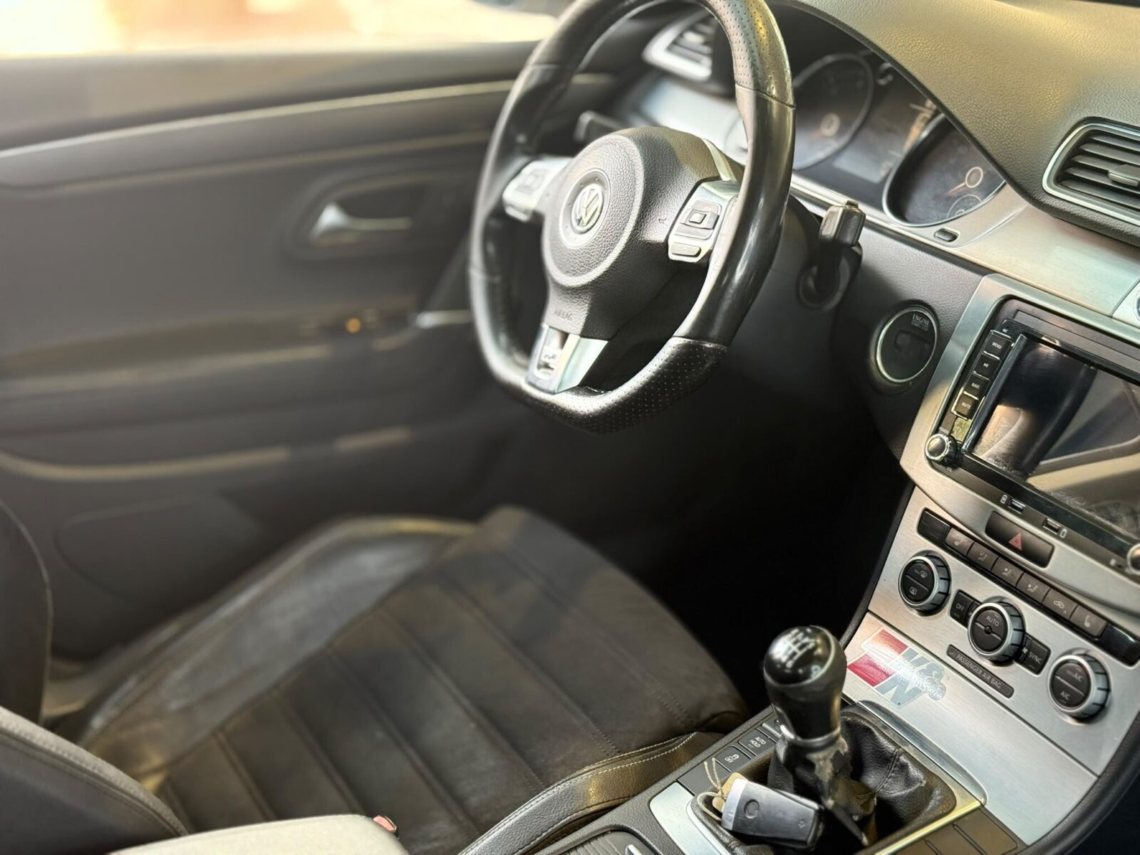 VOLKSWAGEN 2.0 TDI Sport BlueMotion Tech