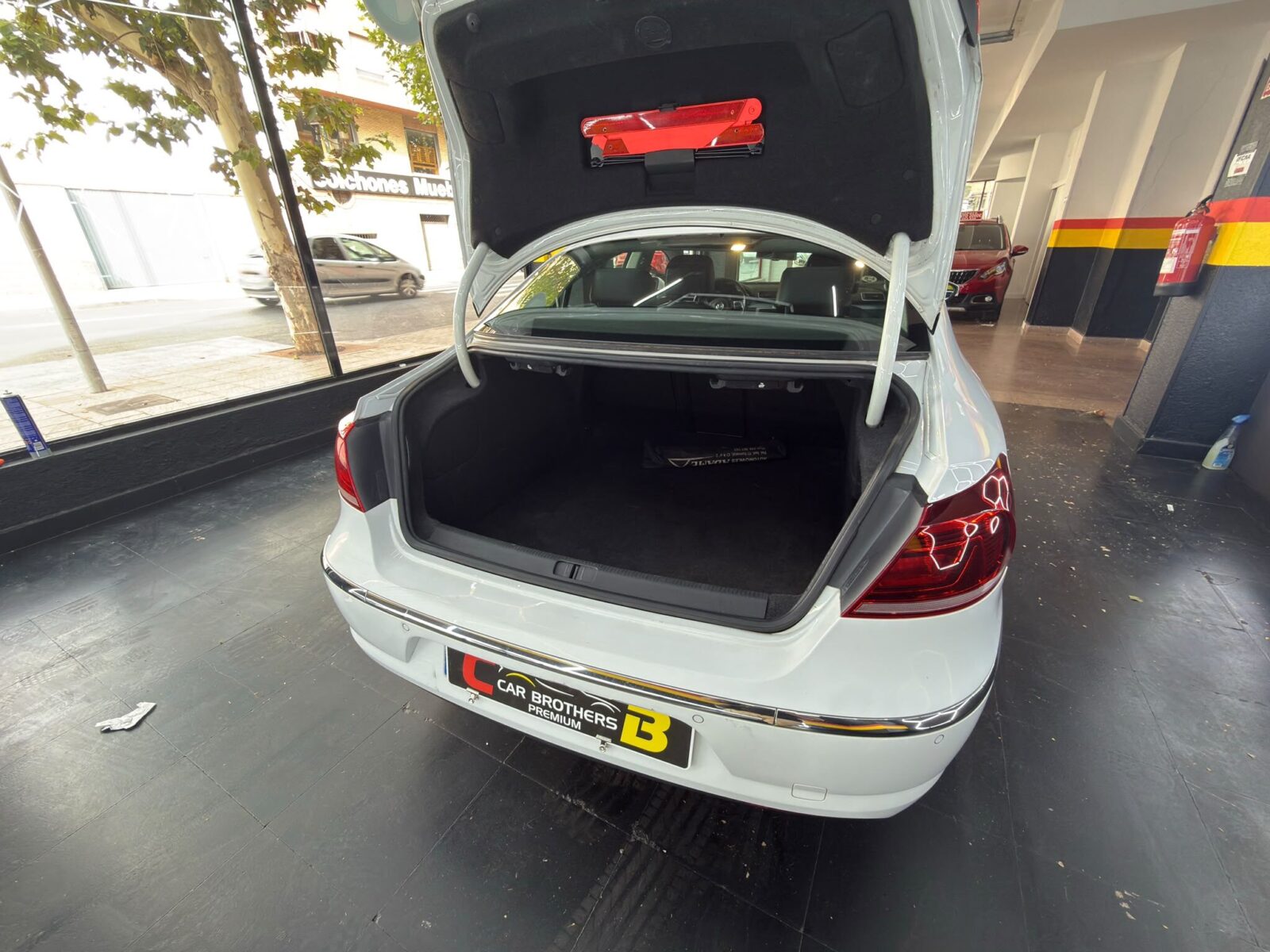 VOLKSWAGEN 2.0 TDI Sport BlueMotion Tech