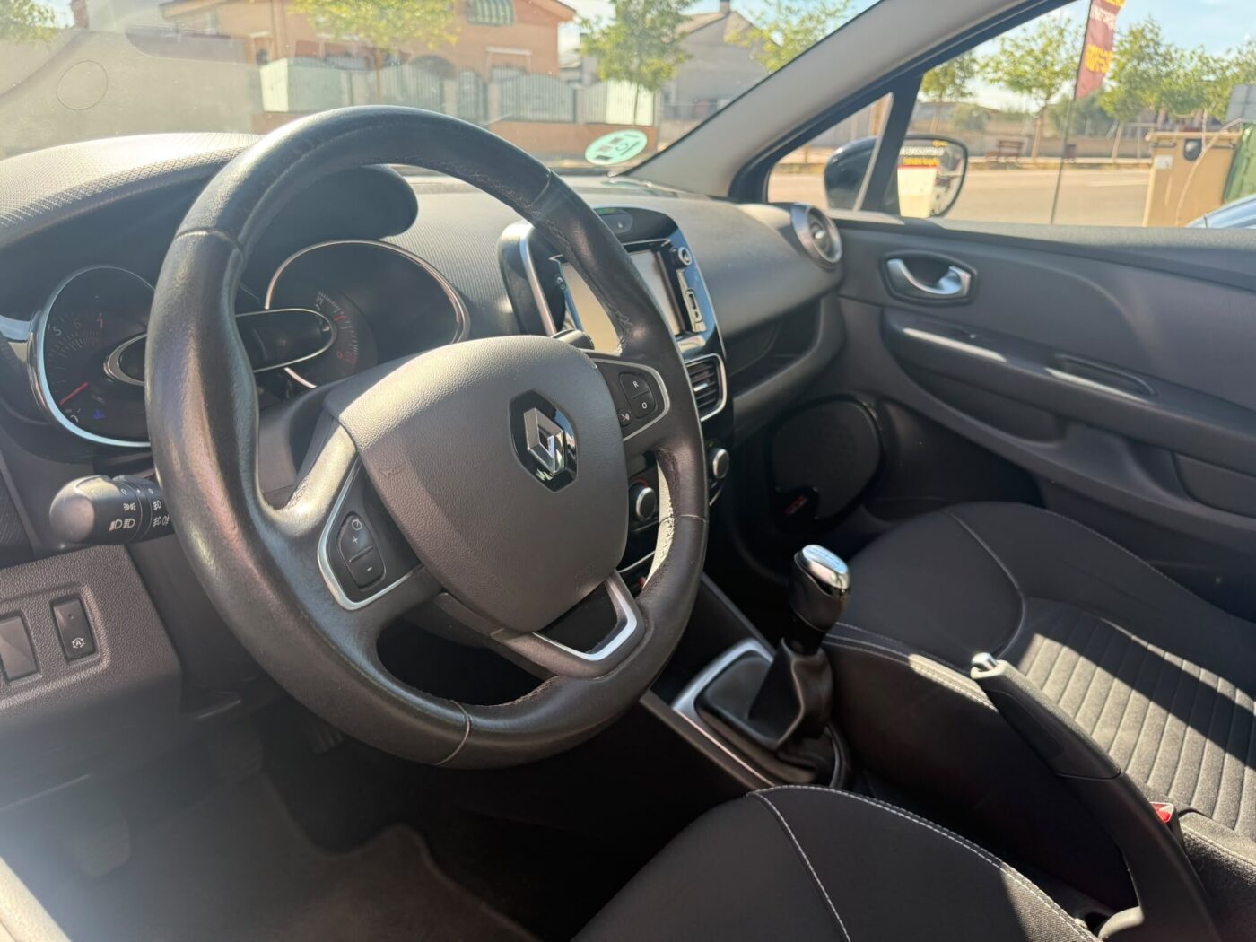 RENAULT Clio ENERGY LIMITED 