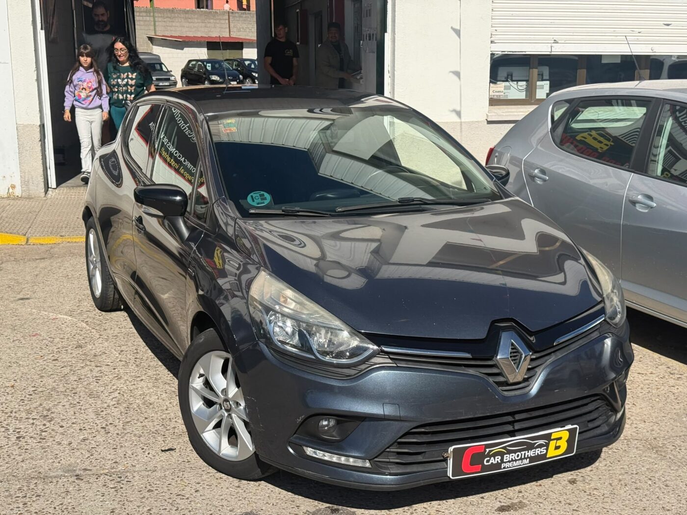 RENAULT Clio ENERGY LIMITED 