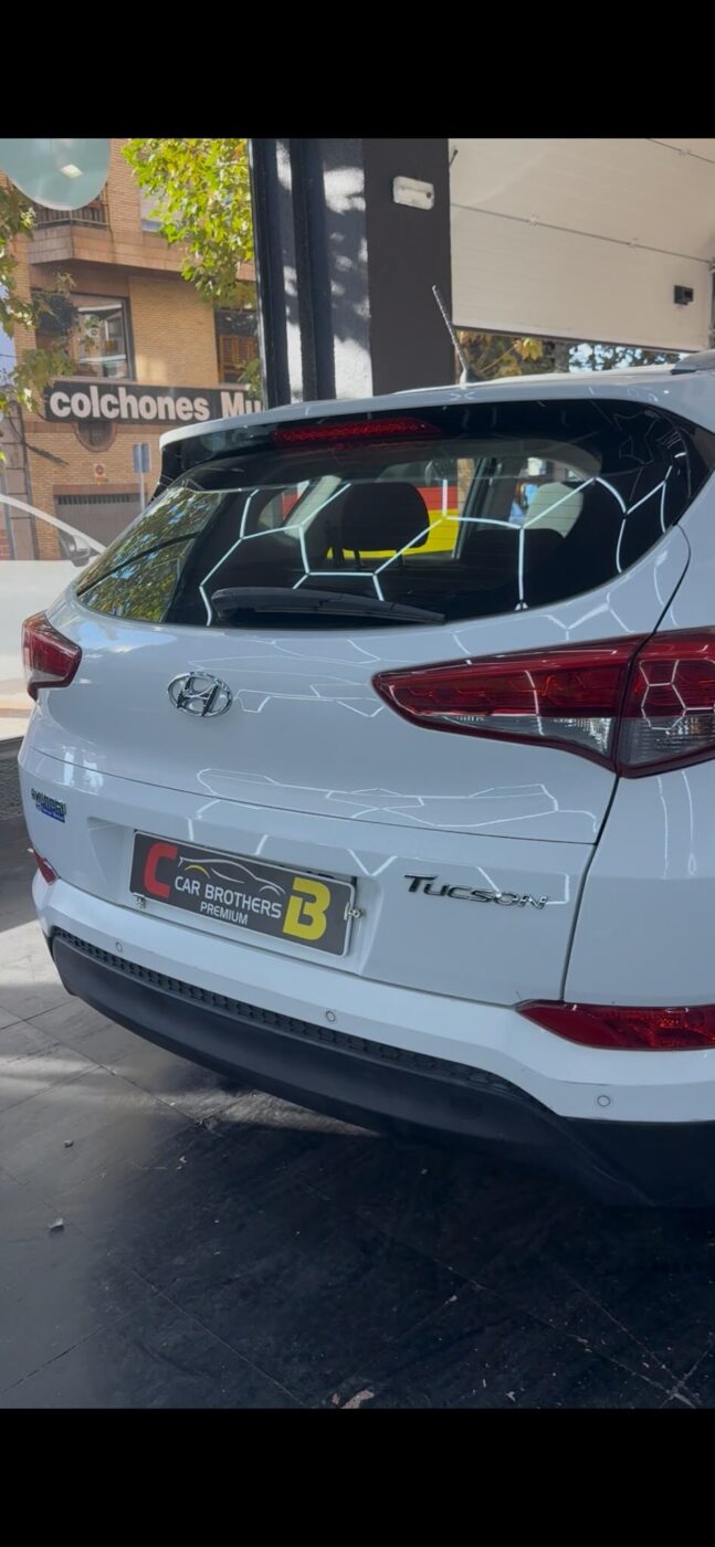 HYUNDAI TUCSSON 1.7 CRDI KLASS
